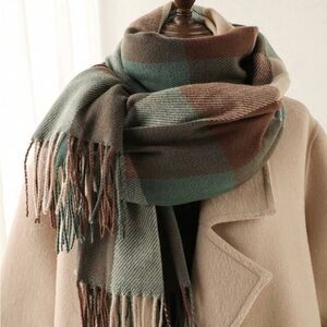 Plaid Scarf with Fringe